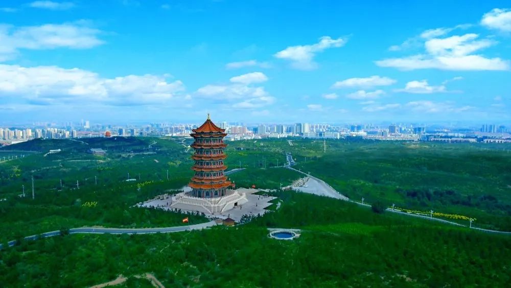 乌兰察布，草原明珠绽放新篇章